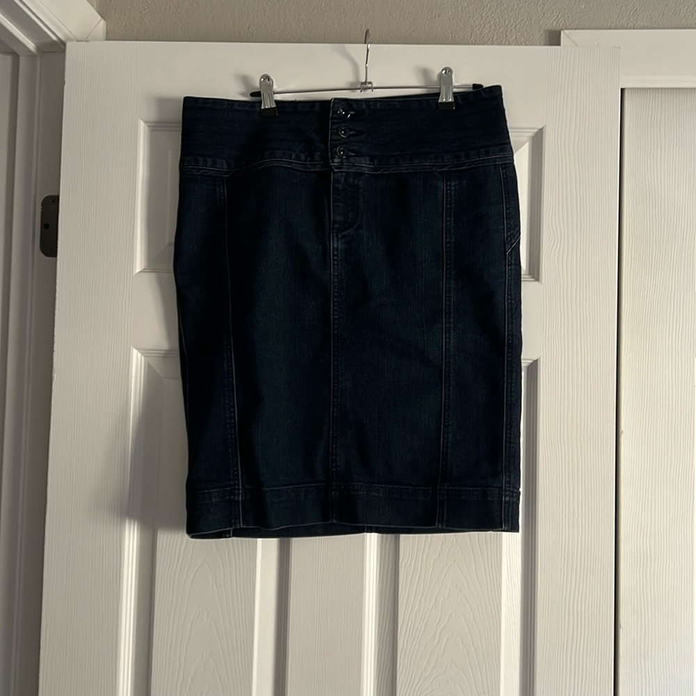 Denim skirt